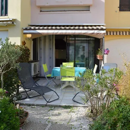 Fleury-saint-pierre-la-mer, 1 Piece, 4 Personnes - Fr-1-229d-66